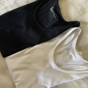 Women’s under armour fitted tank tops